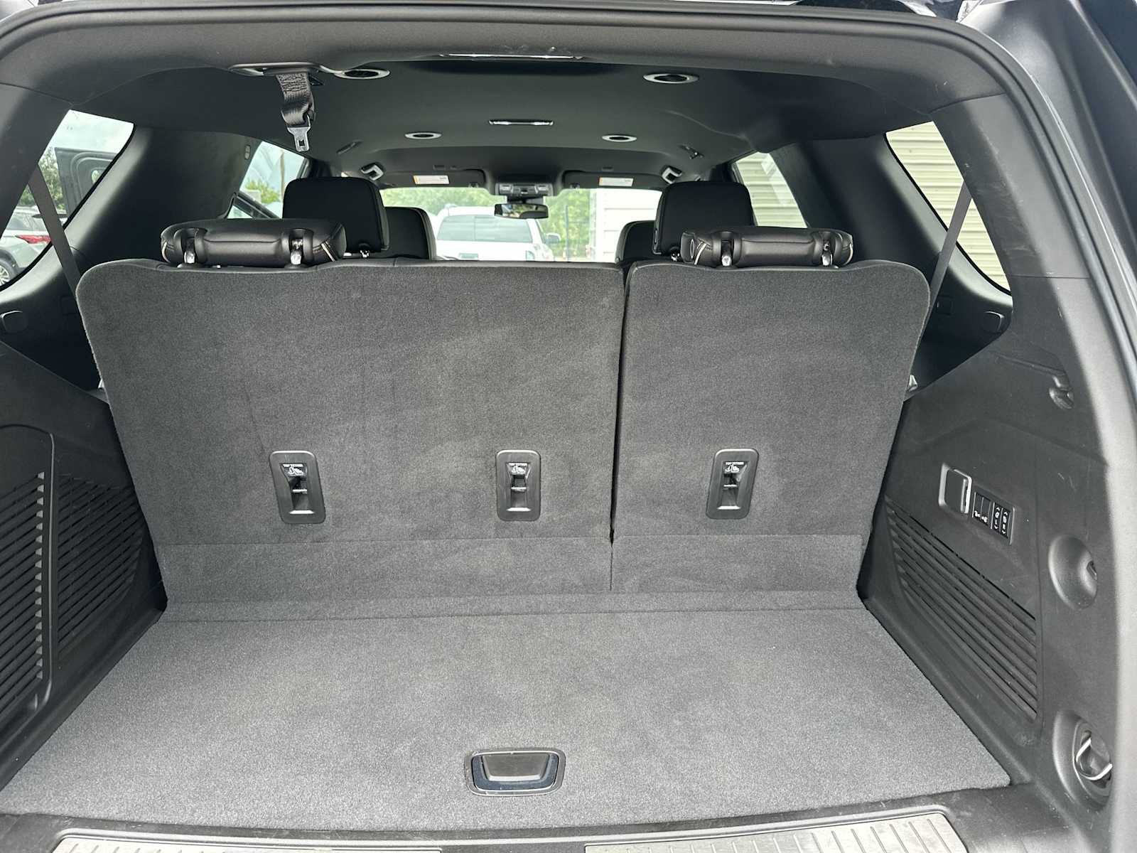 Certified 2023 Chevrolet Tahoe Premier RWD image 25