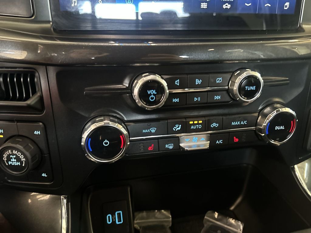 Used 2022 Ford F150 XLT w/ Equipment Group 302A High image 25