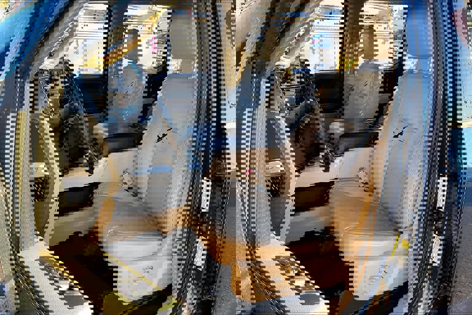 Used 2016 Ford F150 Lariat image 7