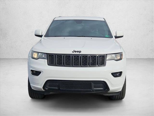 Used 2018 Jeep Grand Cherokee Altitude image 2