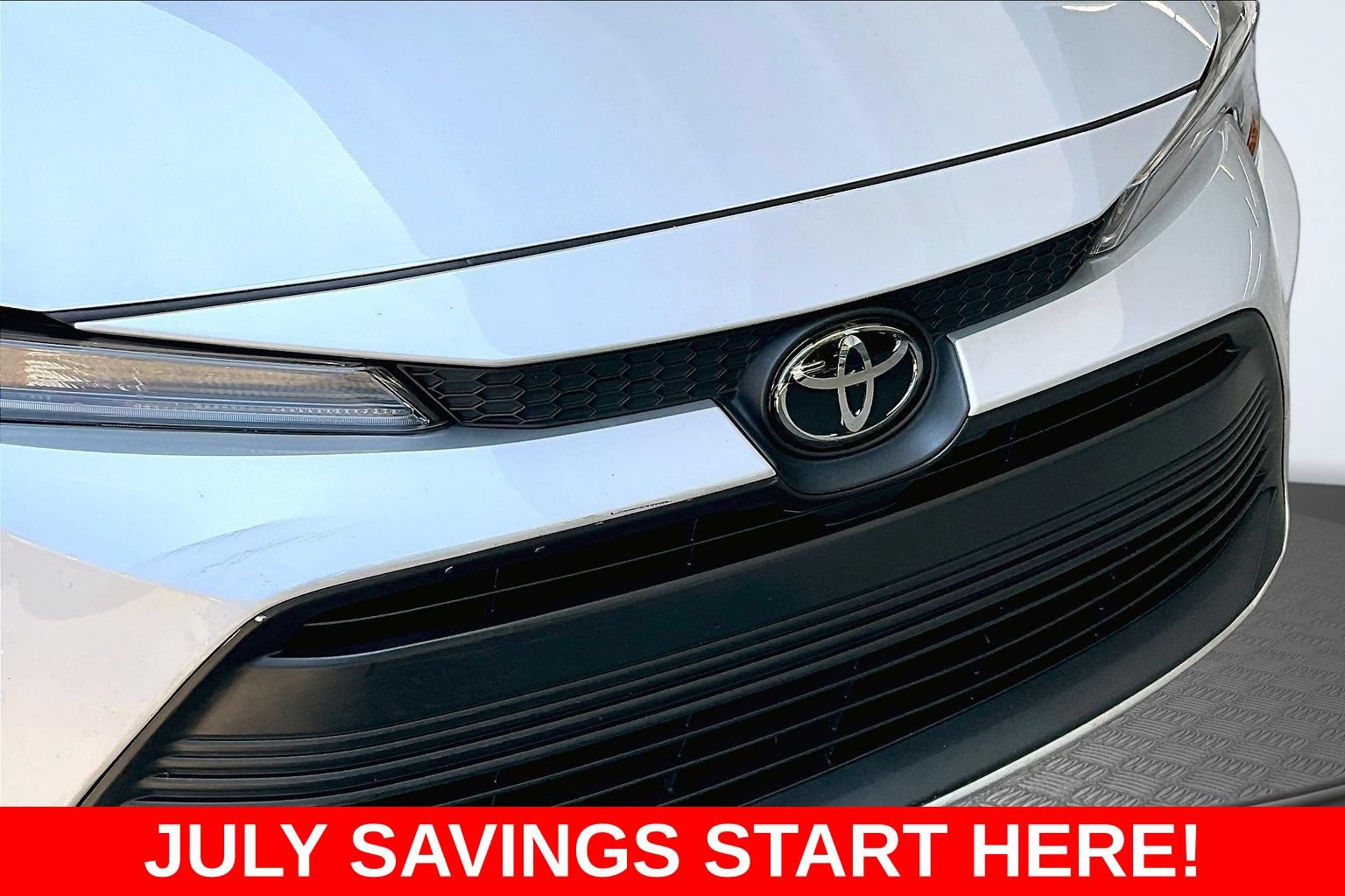 Used 2024 Toyota Corolla LE FWD image 38