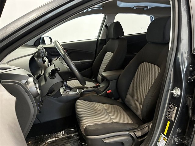 Used 2021 Hyundai Kona SEL w/ Cargo Package image 11