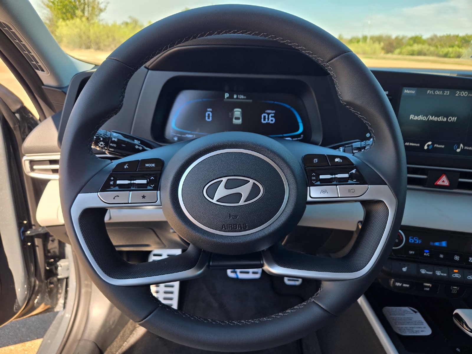 New 2026 Hyundai Elantra SEL Sport FWD image 11