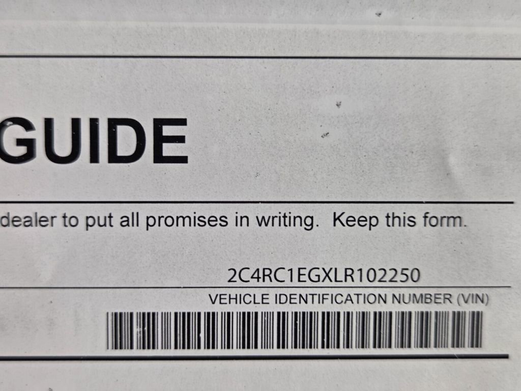 Certified 2020 Chrysler Pacifica Touring-L Plus w/ Advanced Safetytec Group FWD image 33