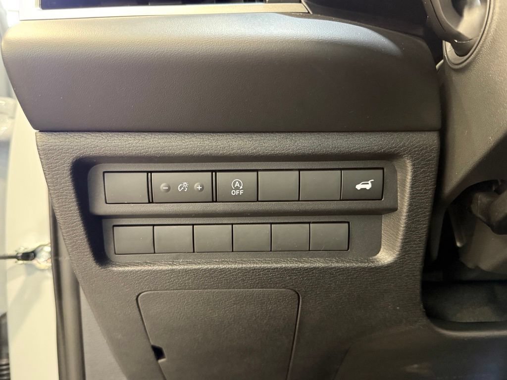 New 2026 Mitsubishi Outlander AWD image 21