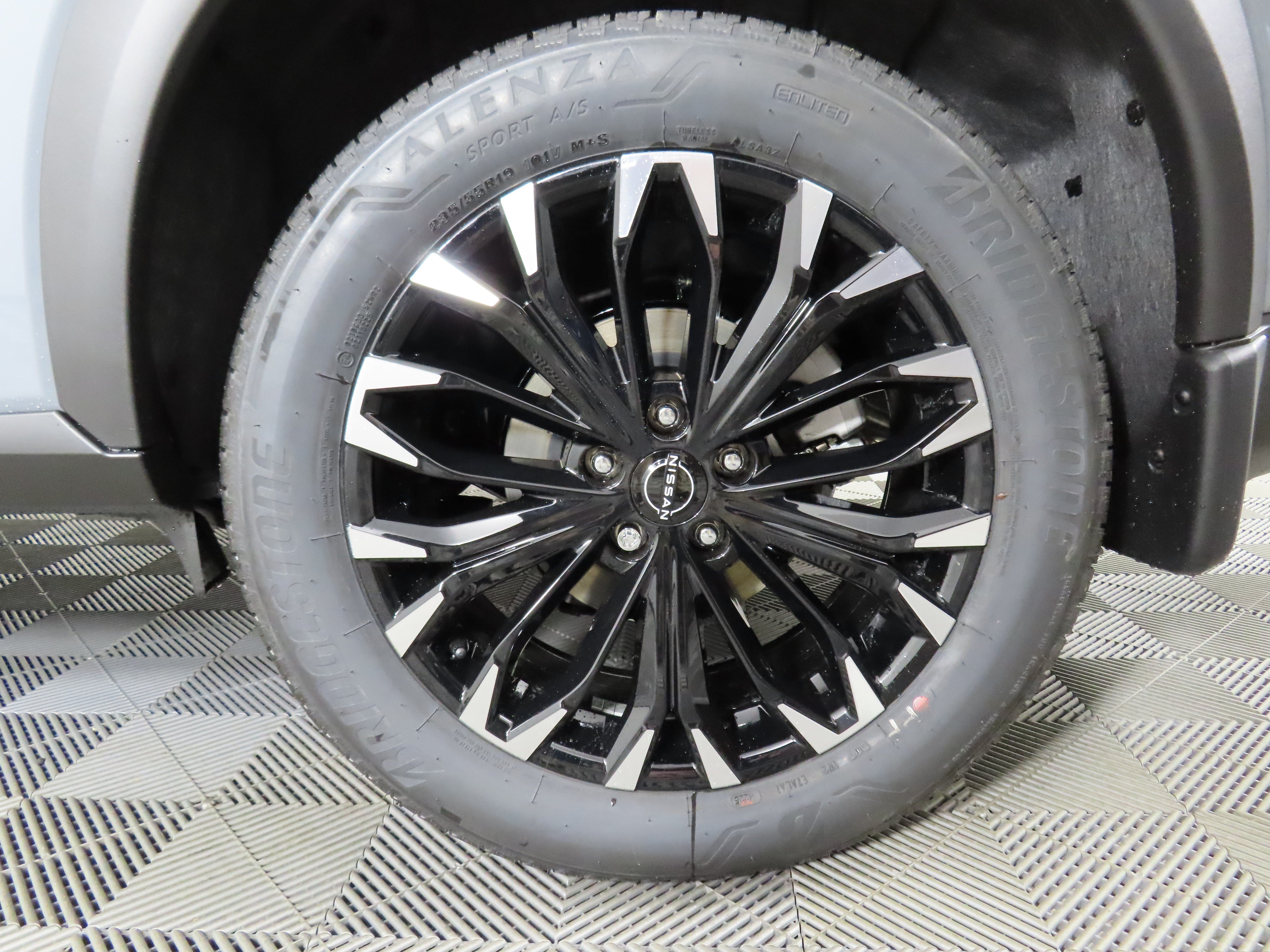 New 2026 Nissan Rogue Dark Armor AWD/4WD image 13