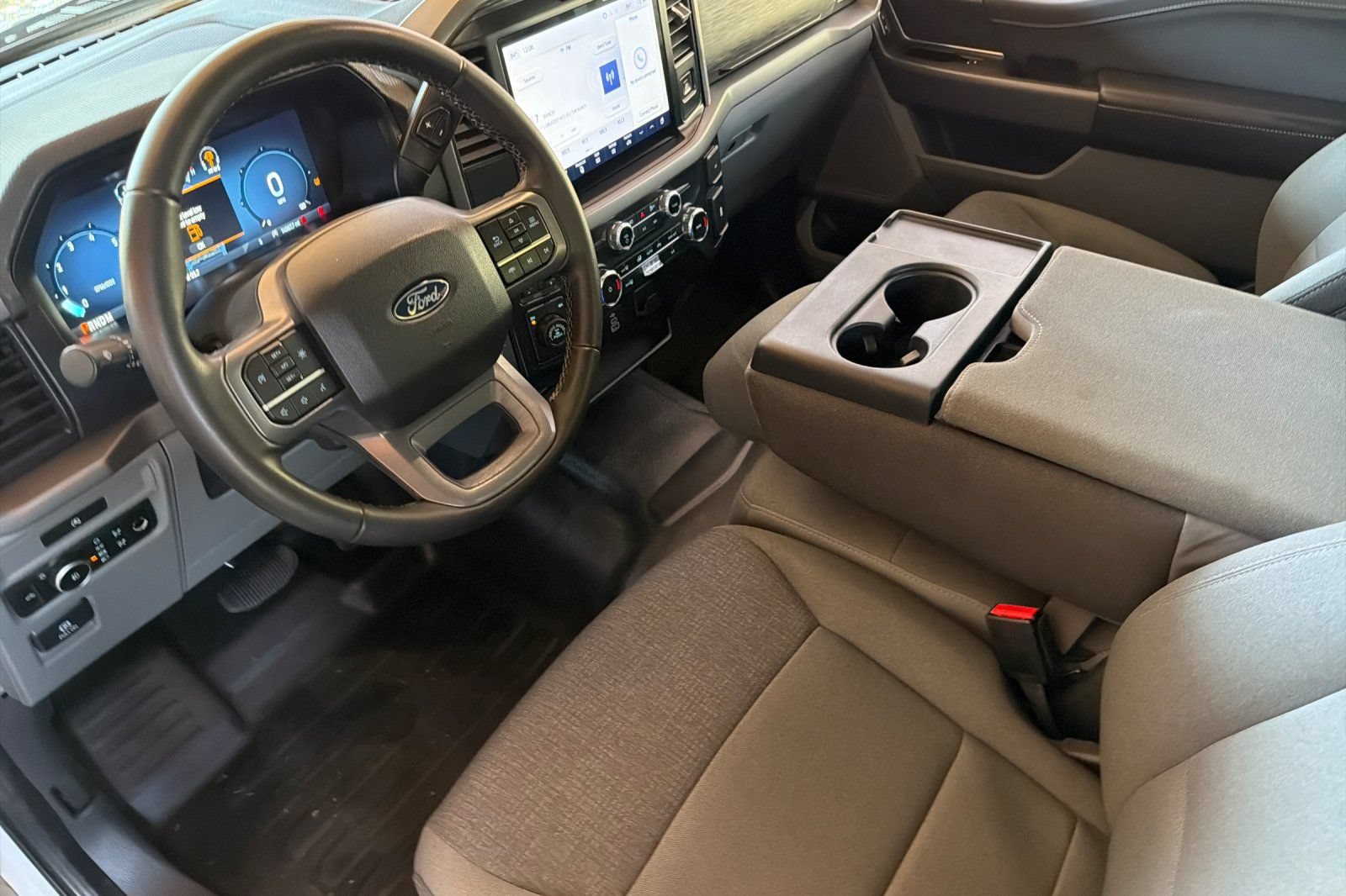 Used 2025 Ford F150 XLT AWD/4WD image 11