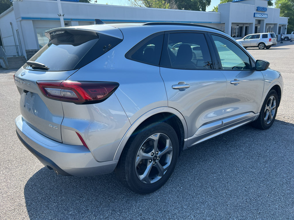 Used 2024 Ford Escape ST-Line AWD/4WD image 3
