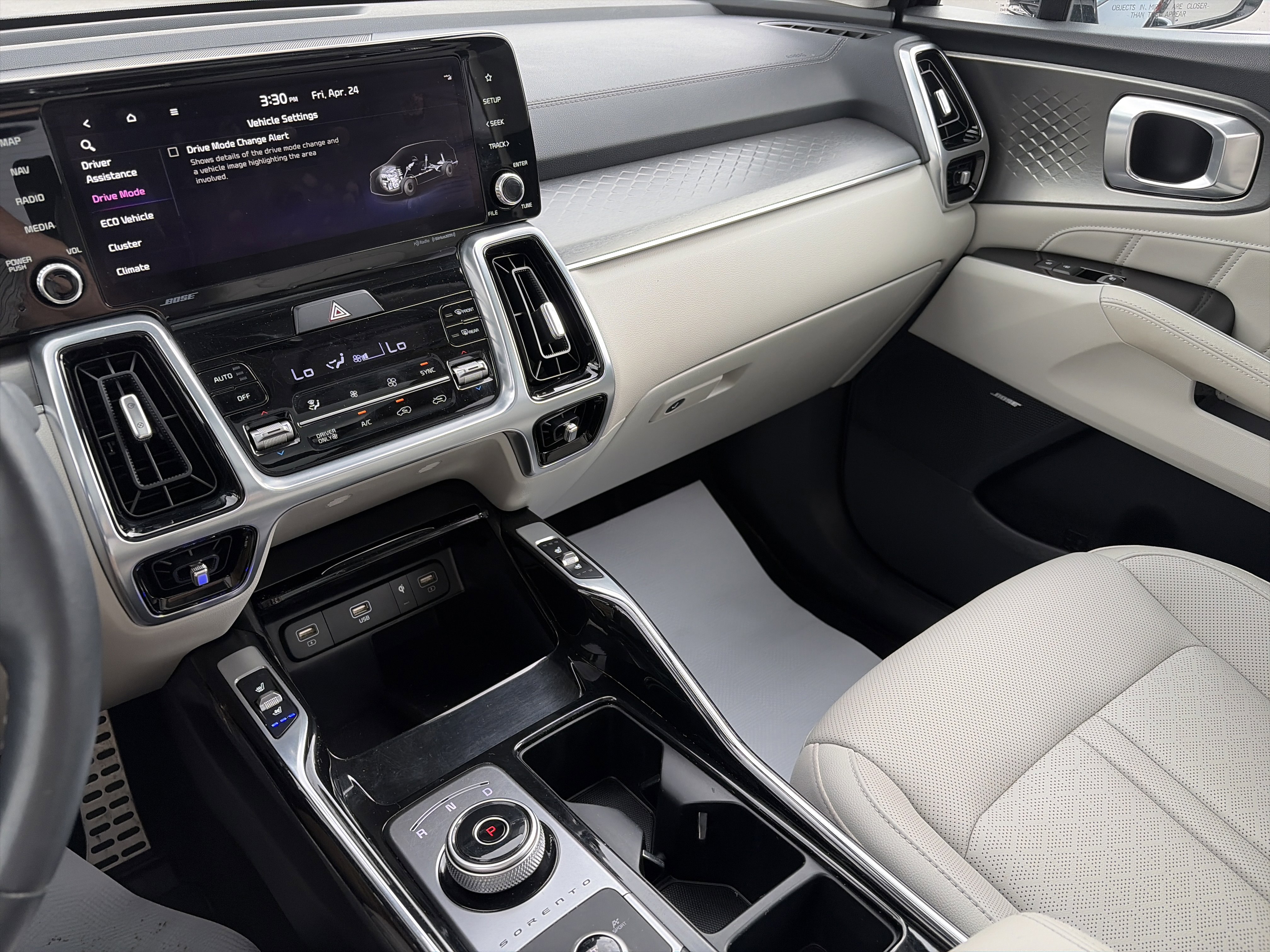 Used 2023 Kia Sorento SX Prestige w/ Panoramic Sunroof Package AWD/4WD image 23