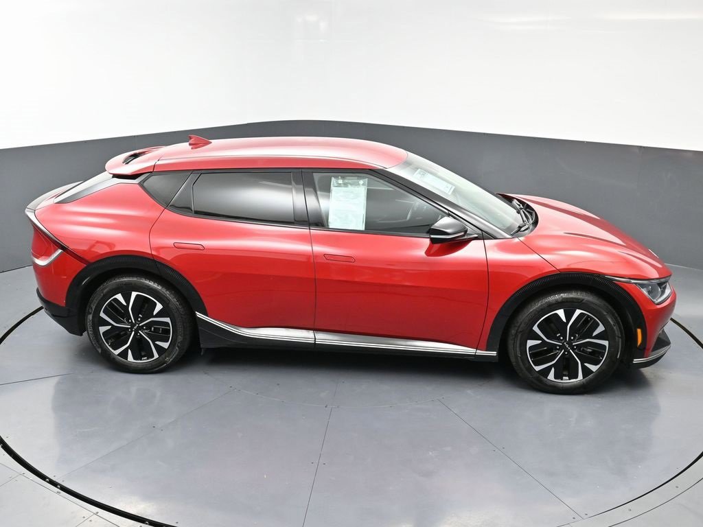 Used 2022 Kia EV6 Wind image 51