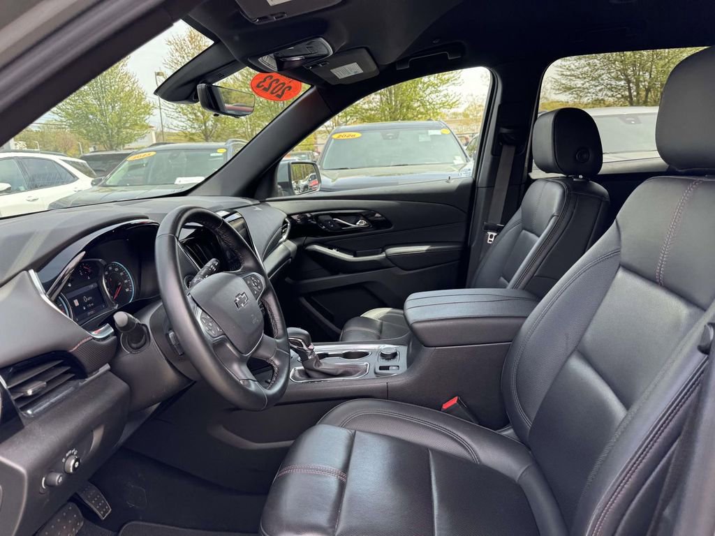 Used 2023 Chevrolet Traverse RS AWD/4WD image 15