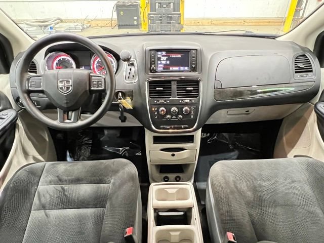Used 2020 Dodge Grand Caravan SE FWD image 27