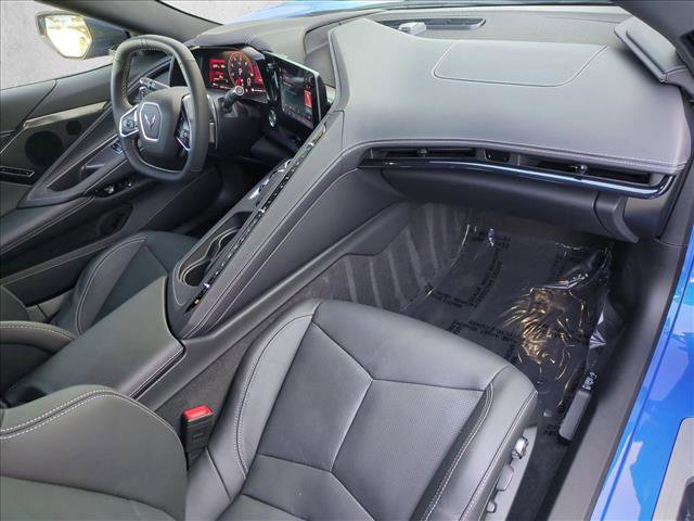 Used 2024 Chevrolet Corvette Stingray Preferred Cpe w/ Stealth Interior Trim Package image 18