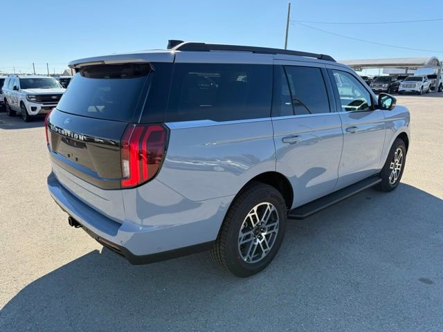 New 2025 Ford Expedition Active image 8