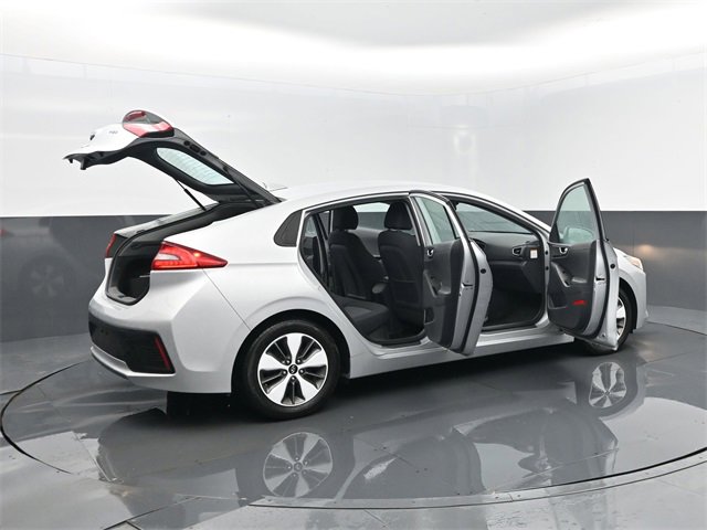 Used 2019 Hyundai Ioniq Plug-In Hybrid image 28