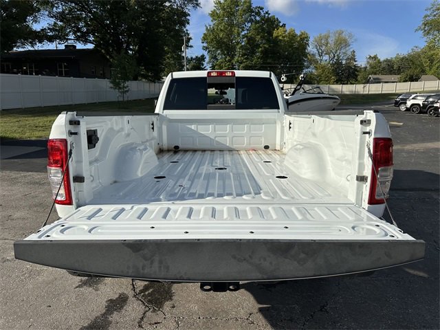 Used 2024 RAM 2500 Tradesman w/ Chrome Appearance Group image 9