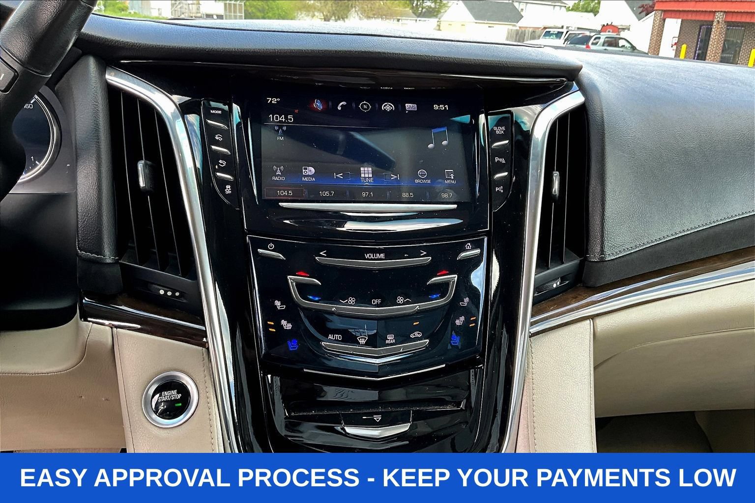 Used 2018 Cadillac Escalade 2WD image 19
