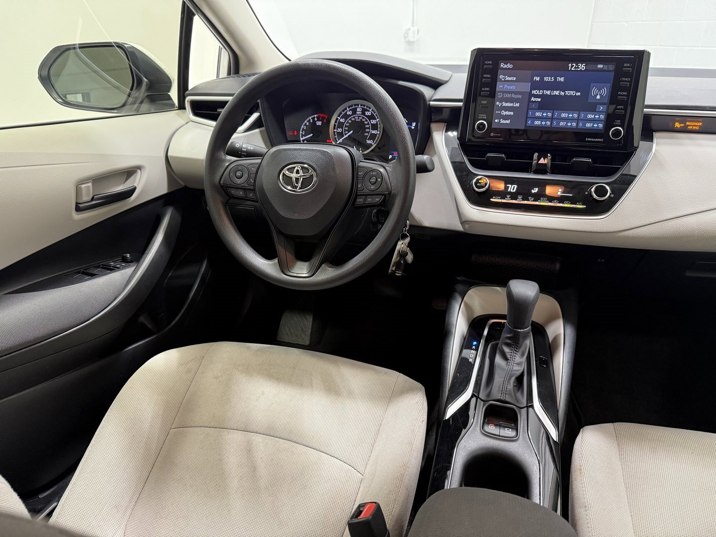 Used 2022 Toyota Corolla LE w/ Carpet Mat Package (TMS) image 47