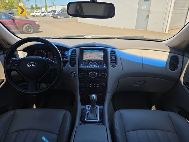 Used 2010 INFINITI EX35 Journey RWD image 11