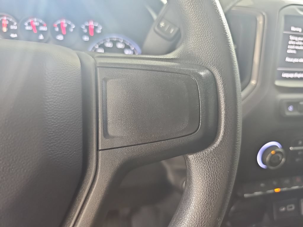 Certified 2022 Chevrolet Silverado 1500 Custom Trail Boss w/ LPO, Dark Essentials Package AWD/4WD image 22