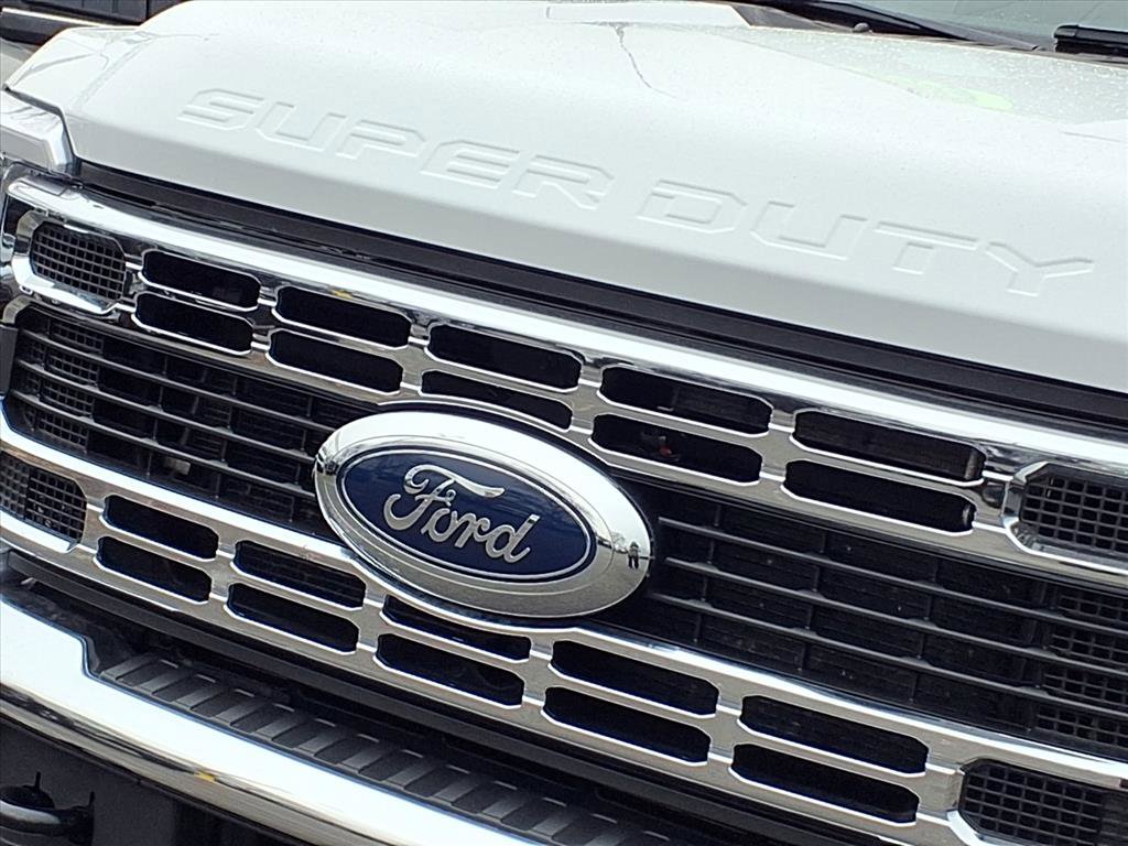 Used 2025 Ford F350 XLT image 29