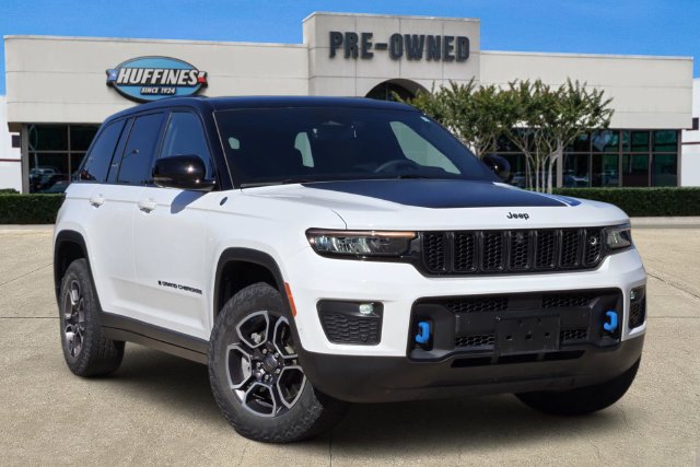Used 2023 Jeep Grand Cherokee Trailhawk w/ Advanced Protech Group II
