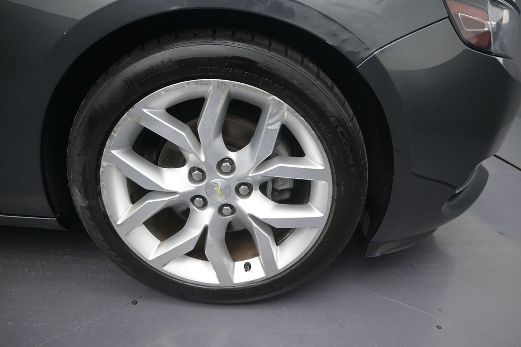 Used 2018 Chevrolet Impala Premier FWD image 9