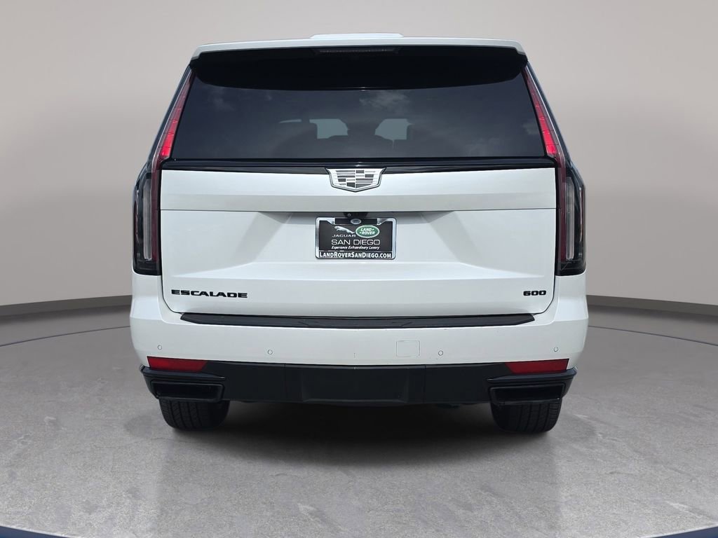 Used 2024 Cadillac Escalade ESV Sport Platinum w/ LPO, ONYX Package AWD/4WD image 7