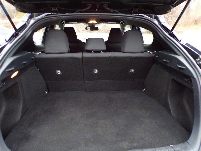 Used 2018 Toyota C-HR XLE image 39