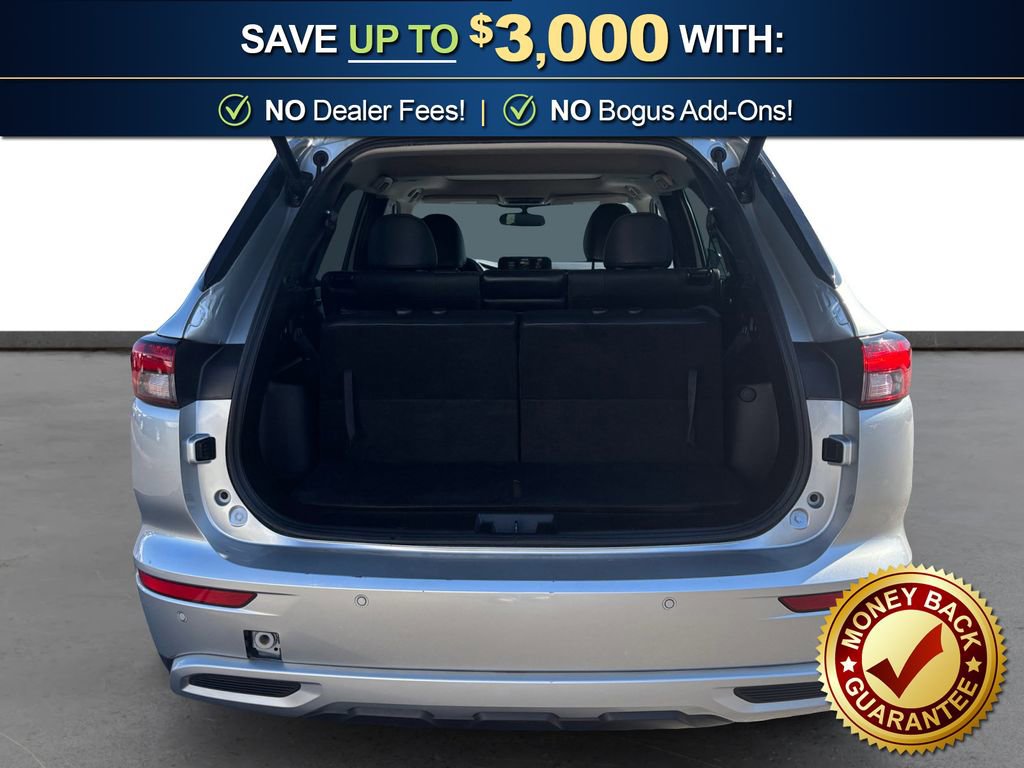 Used 2023 Mitsubishi Outlander SE Black Edition image 24