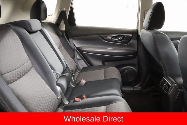 Used 2017 Nissan Rogue S AWD/4WD image 27
