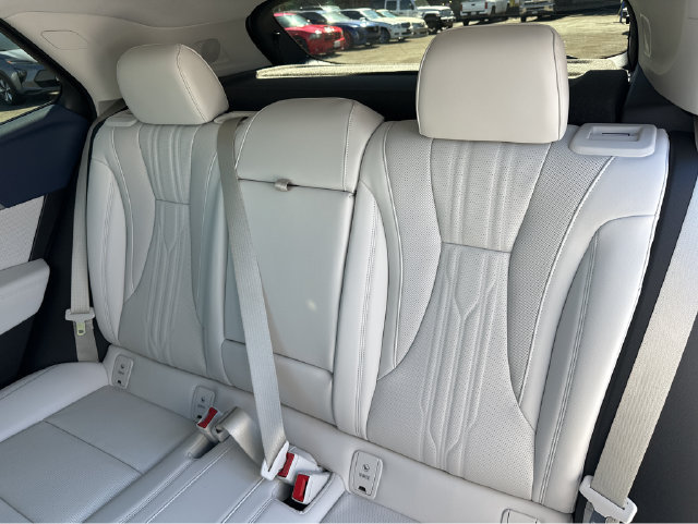 New 2026 Buick Envision Avenir AWD/4WD image 16