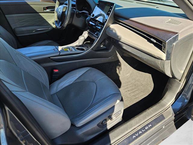 Used 2019 Toyota Avalon Limited w/ Advanced Safety Package image 21