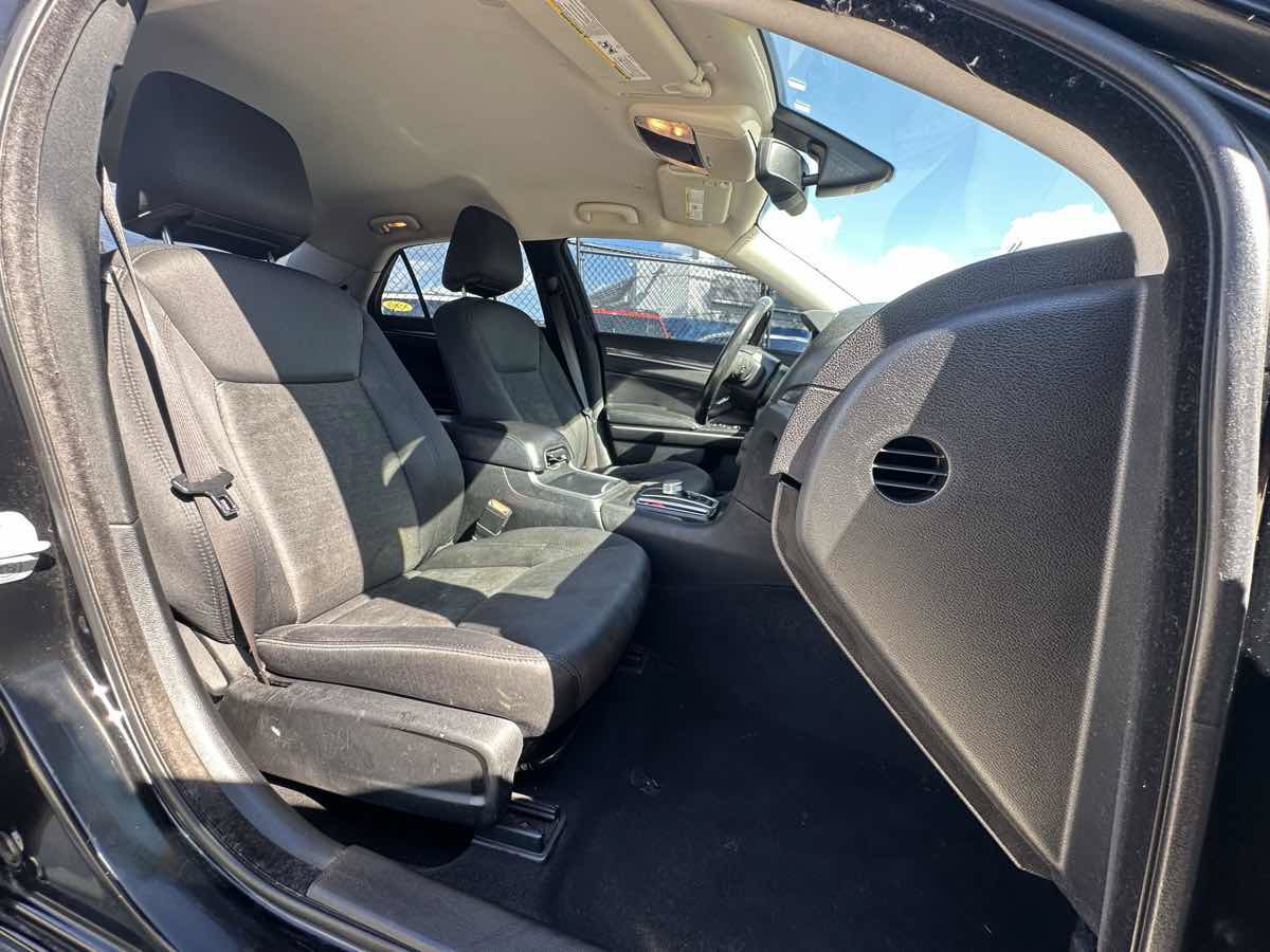 Used 2019 Chrysler 300 Touring w/ Sport Appearance Package RWD image 26