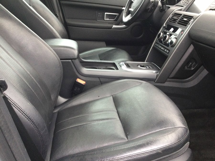 Used 2019 Land Rover Discovery Sport HSE AWD/4WD image 15