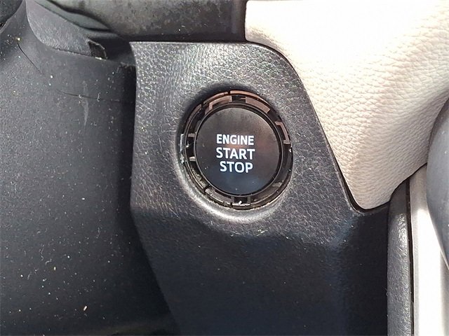 Used 2019 Toyota RAV4 XLE Premium image 25