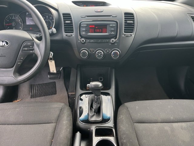 Used 2018 Kia Forte LX image 9