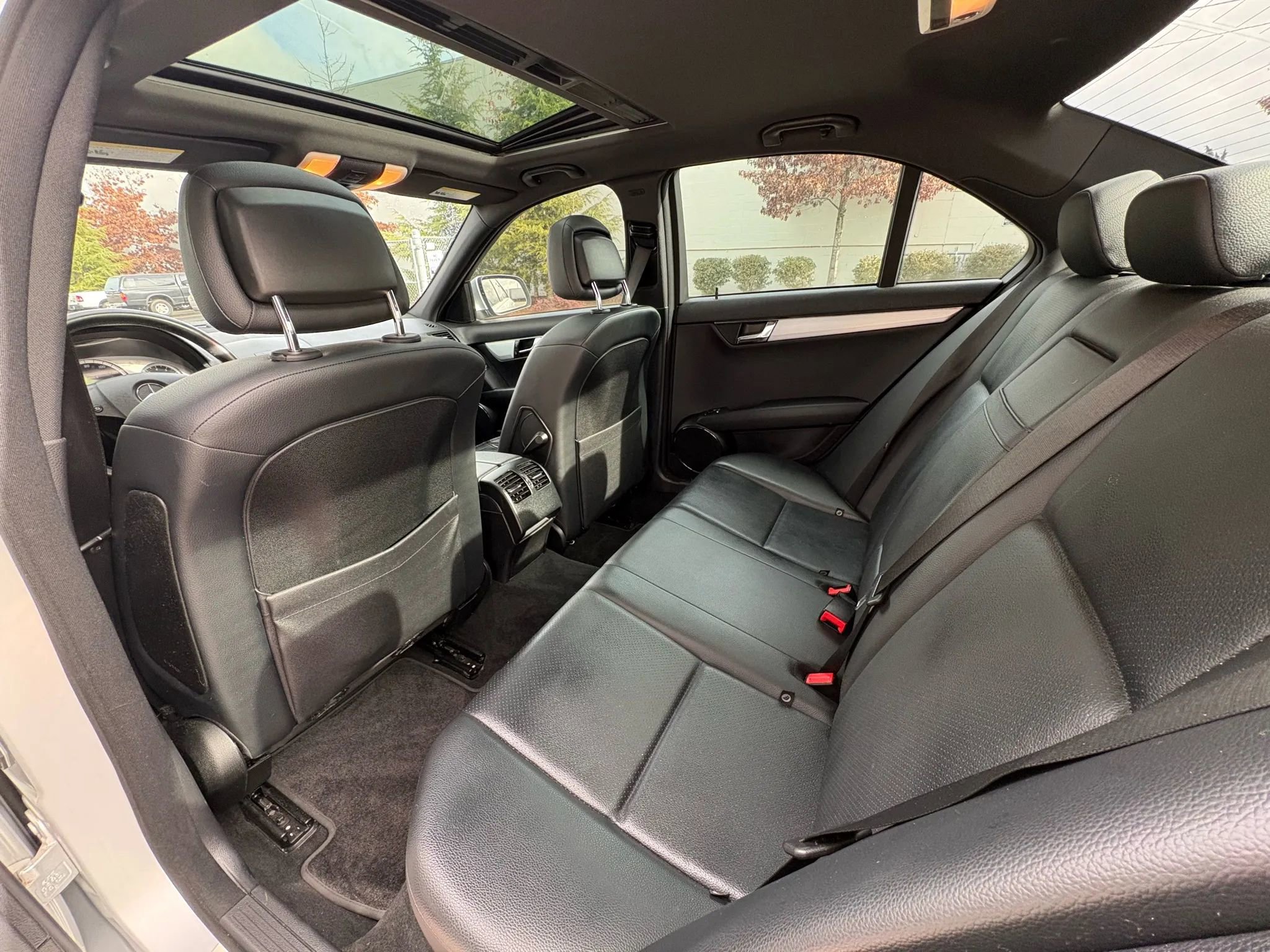 Used 2008 Mercedes-Benz C 300 4MATIC Sedan image 22