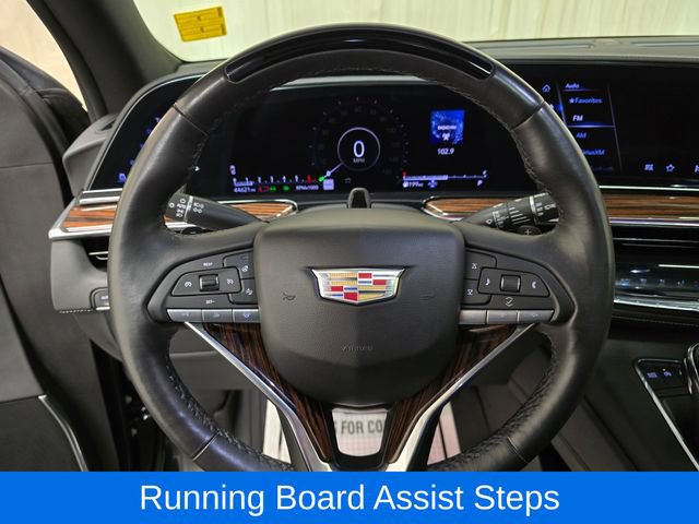 Used 2023 Cadillac Escalade Premium Luxury AWD/4WD image 19