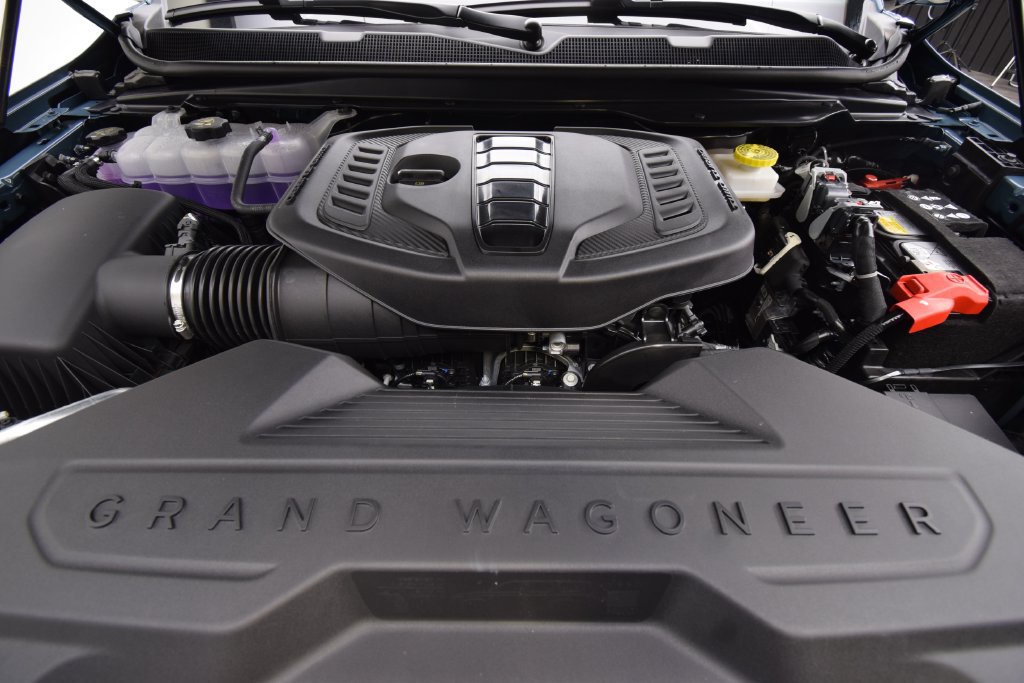 New 2026 Jeep Grand Wagoneer Limited AWD/4WD image 11