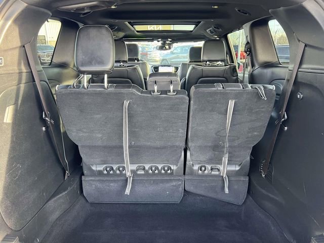 Certified 2025 Chrysler Pacifica Limited image 6
