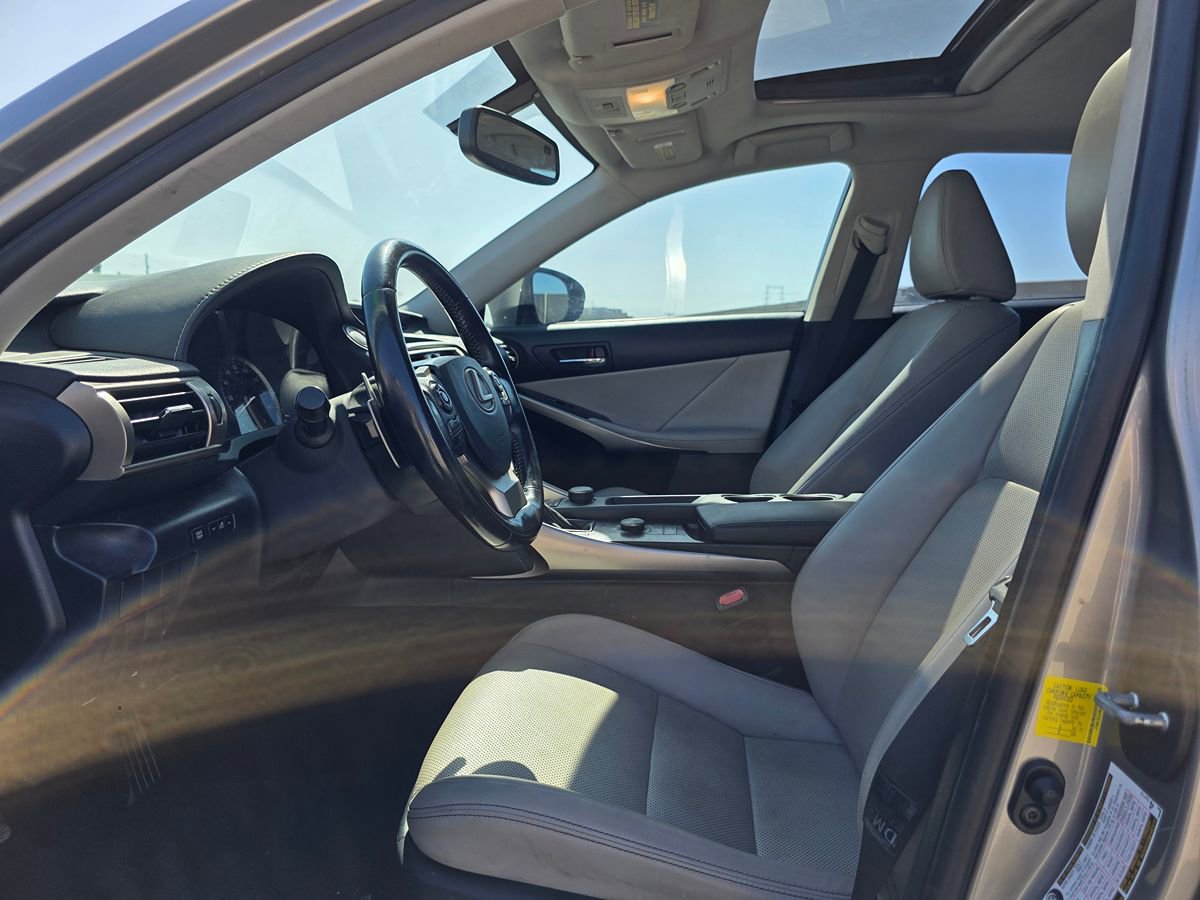 Used 2016 Lexus IS 200t RWD image 12