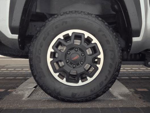 Used 2024 Toyota Tacoma TRD Off-Road AWD/4WD image 24