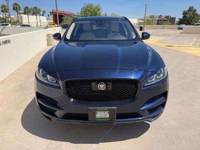 Used 2019 Jaguar F-PACE Prestige image 12