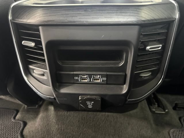 Used 2024 RAM 1500 Laramie AWD/4WD image 24