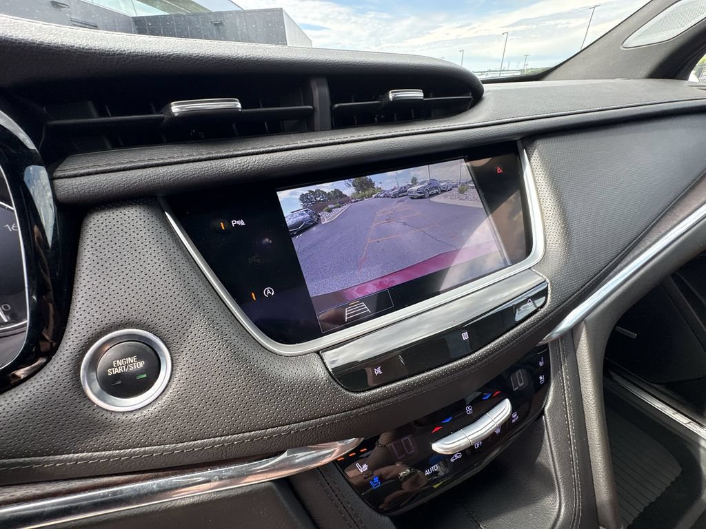 Used 2020 Cadillac XT5 Premium Luxury w/ LPO, Floor Liner Package FWD image 23