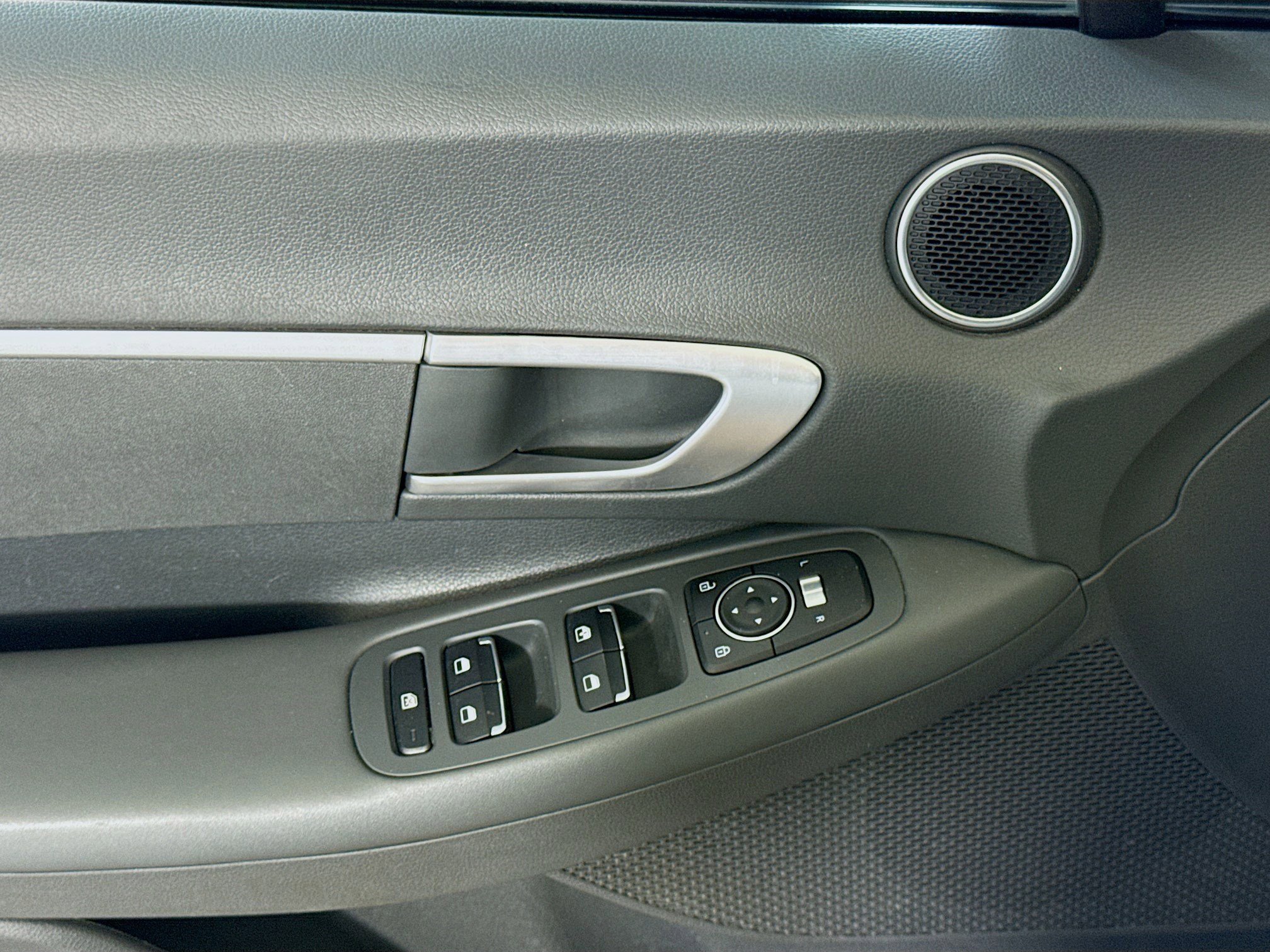 Used 2021 Hyundai Sonata SE FWD image 23