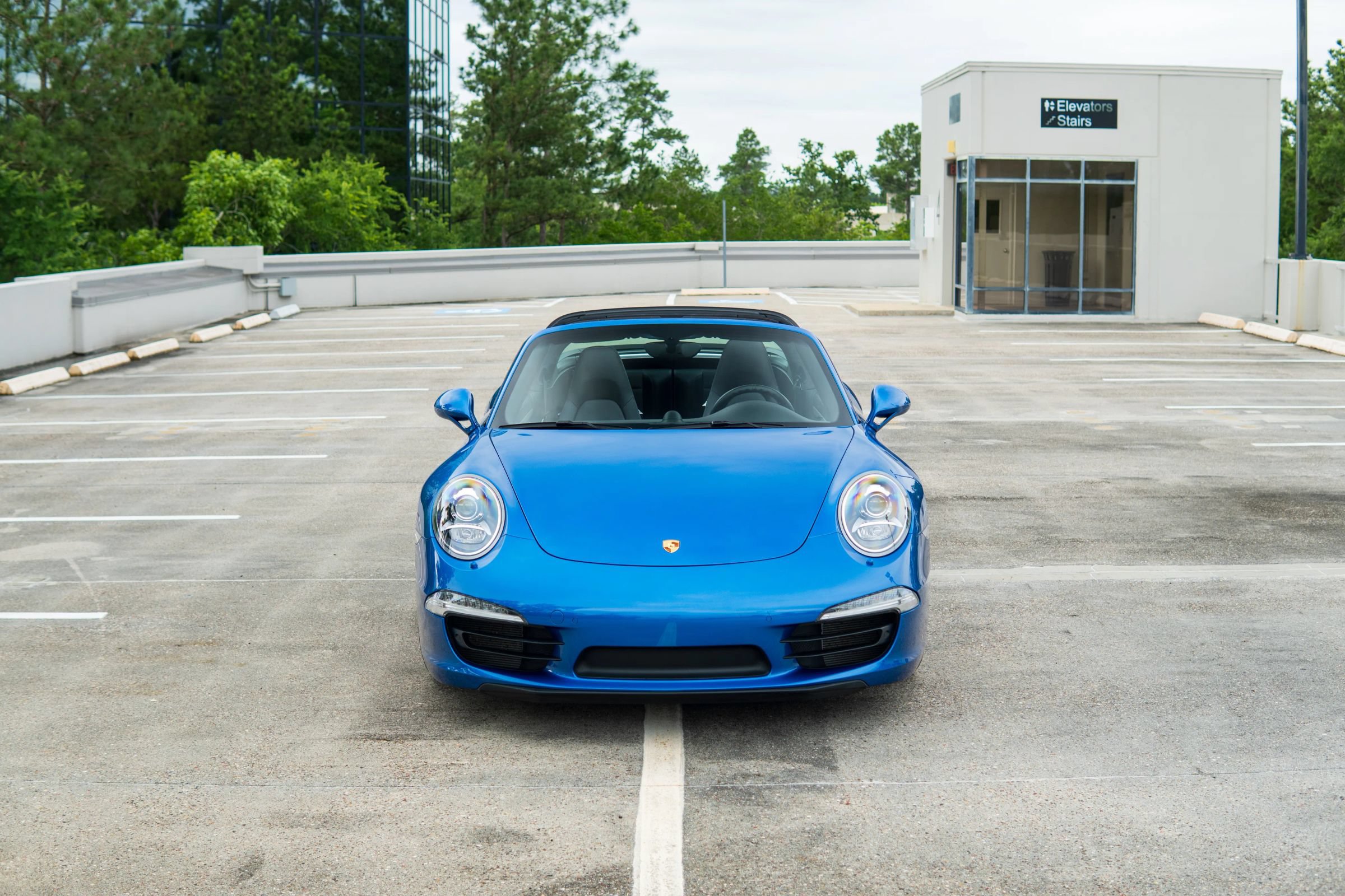 Used 2015 Porsche 911 Targa 4S w/ Sport Chrono Package AWD/4WD image 15