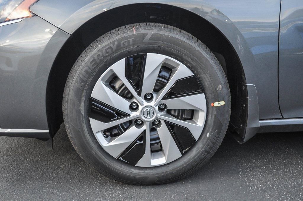 New 2024 Nissan Altima 2.5 S image 10