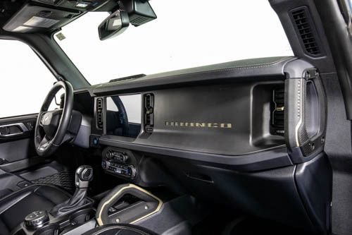 Used 2025 Ford Bronco Badlands AWD/4WD image 16